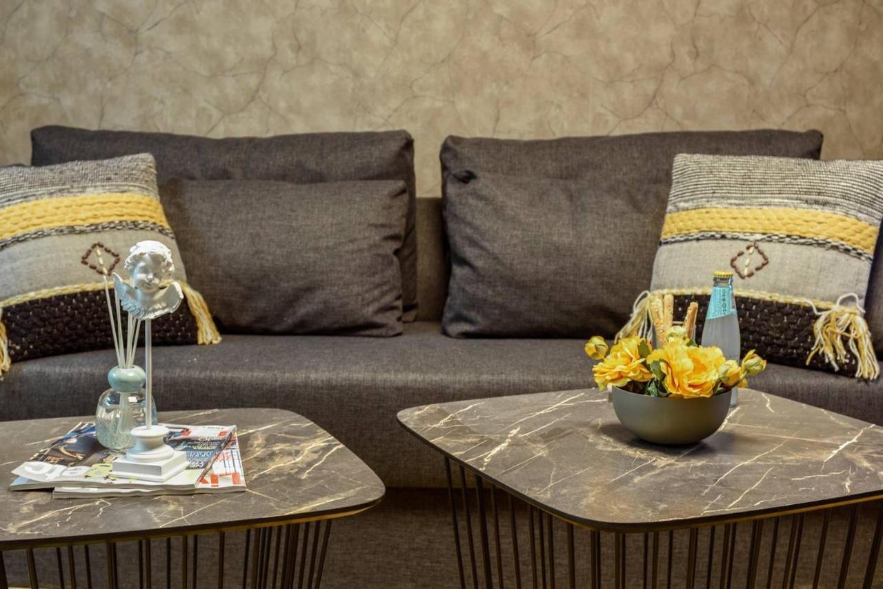 Authentic One Bedroom Apartment In City Center Kudüs Dış mekan fotoğraf
